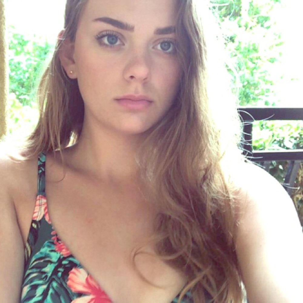 Meet your Posher, Maddie